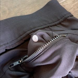 Lululemon ABC Joggers, Men’s Medium - LIKE NEW